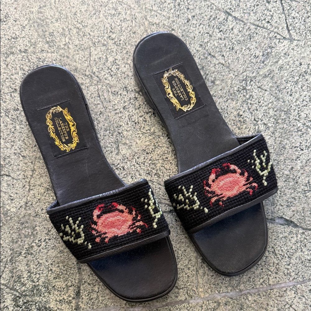 The Larkspur collection Black Embroidered cancer crab Slide Sandals 8